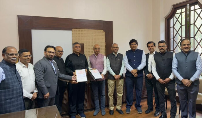 Team members from Bentley Systems and COEP Technological University sign MOU to equip students with the skills and mindset to thrive in a technology-driven infrastructure industry. (Image courtesy of Bentley Systems)